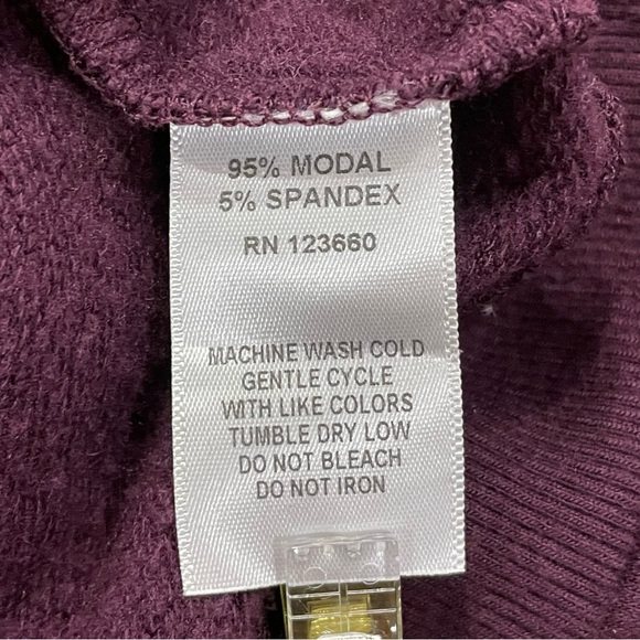 Splits59 Deux Crop Pullover Plum Color Size Medium - Picture 9 of 10